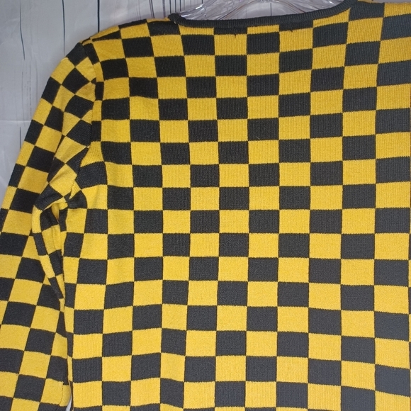 Forever 21 Checkered Black and Yellow Women's Cropped Sweater - Picture 11 of 14
